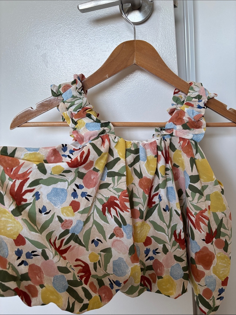 Beautiful Floral Ruffle Strap Top - Picture 6 of 11